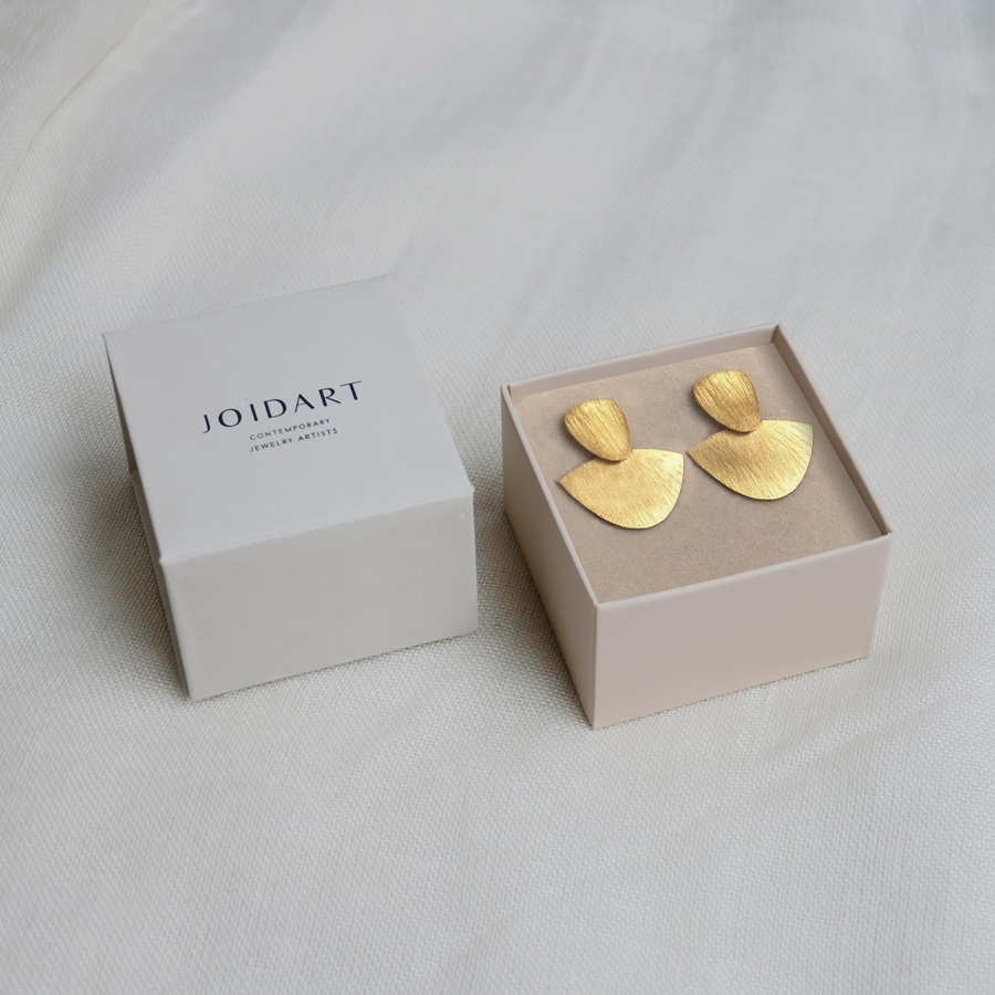 Venus Double Oval Golden Earrings