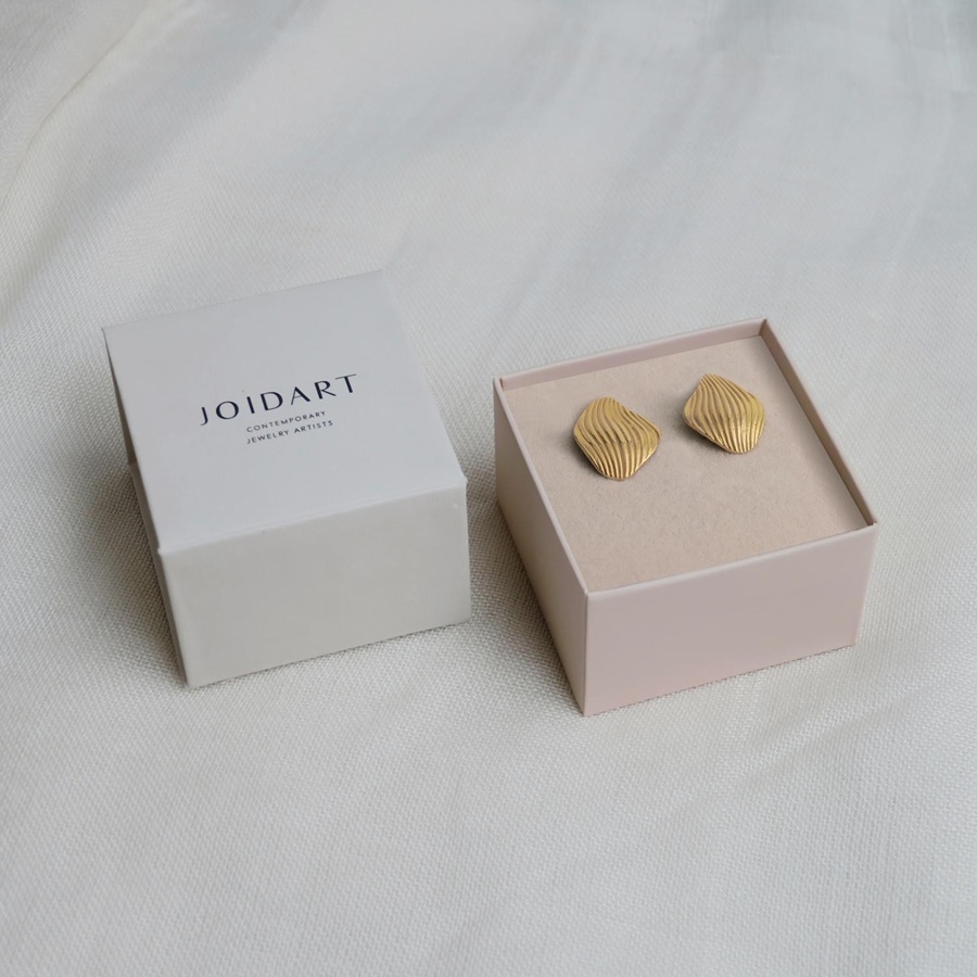 Onaria Golden Earrings Small