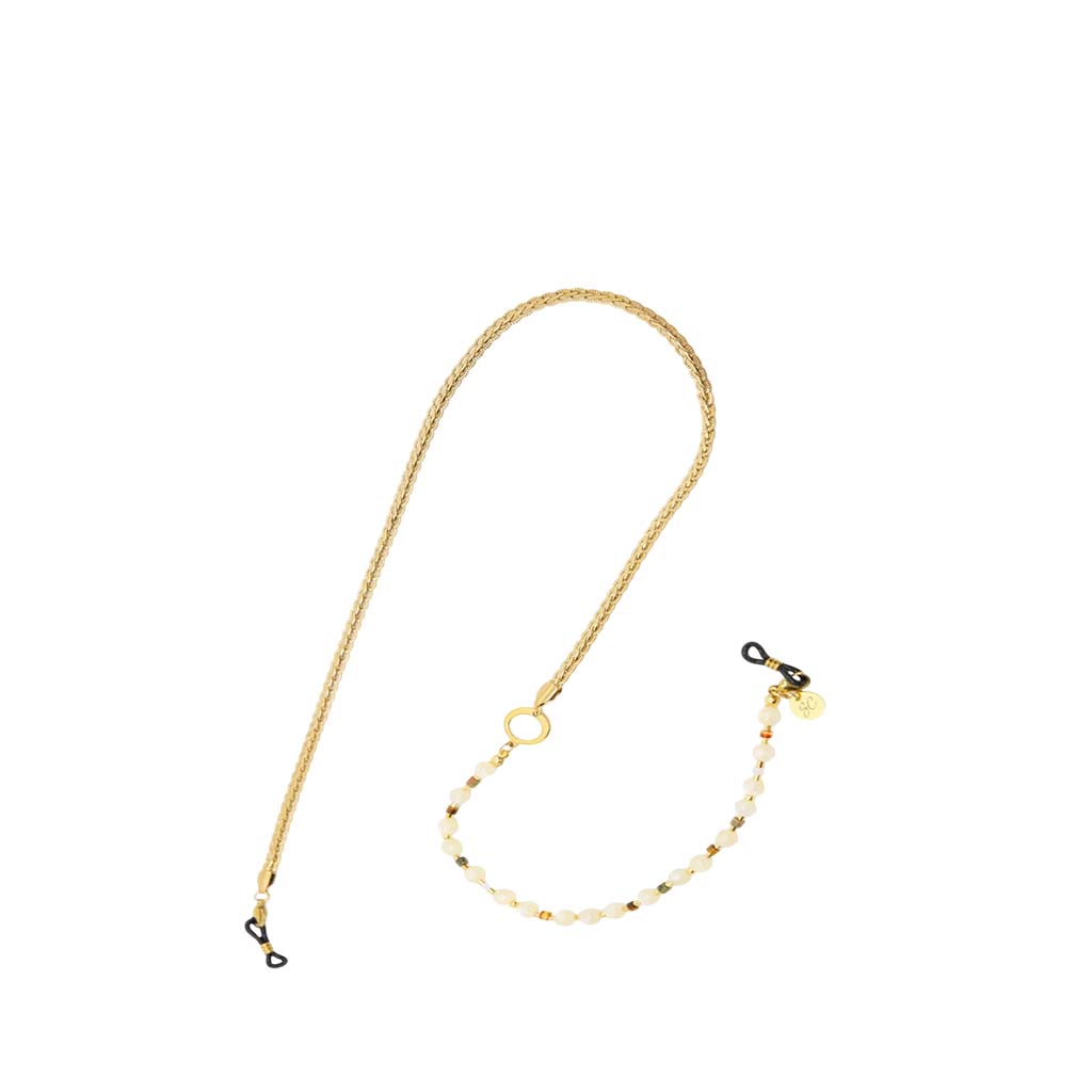 Maeve, Glasses Chain